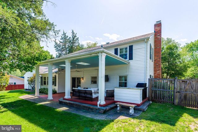 13120 PAVILION LN, Fairfax, VA 22033