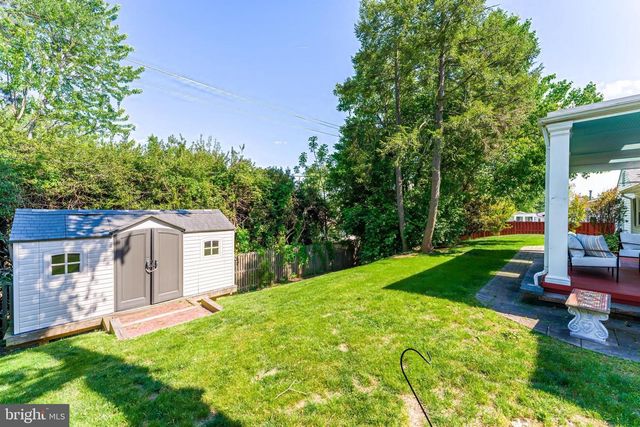13120 PAVILION LN, Fairfax, VA 22033