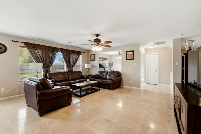 5702 Taylan Lane, Rosenberg, TX 77471