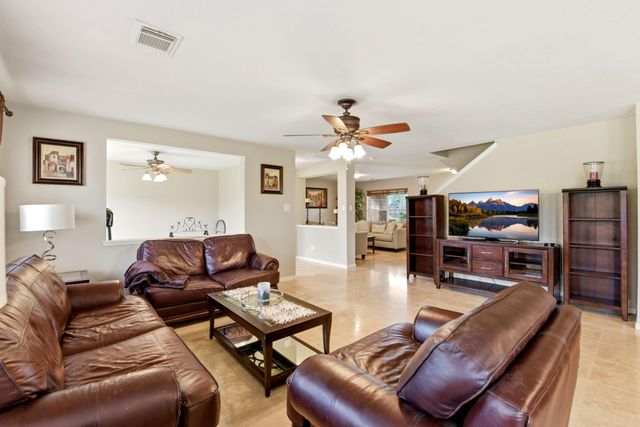 5702 Taylan Lane, Rosenberg, TX 77471