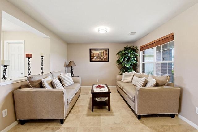 5702 Taylan Lane, Rosenberg, TX 77471