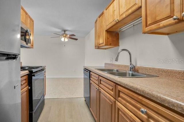 1695 LEE ROAD E204, Winter Park, FL 32789