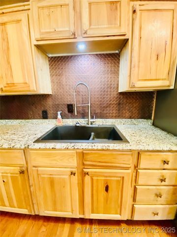 440 Cedar Tree Drive, Mcalester, OK 74501