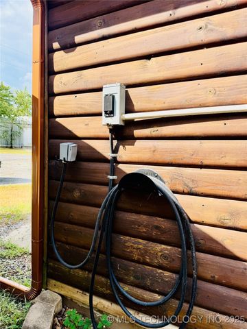 440 Cedar Tree Drive, Mcalester, OK 74501