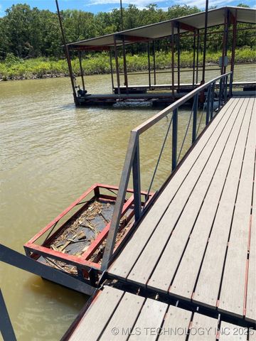 440 Cedar Tree Drive, Mcalester, OK 74501