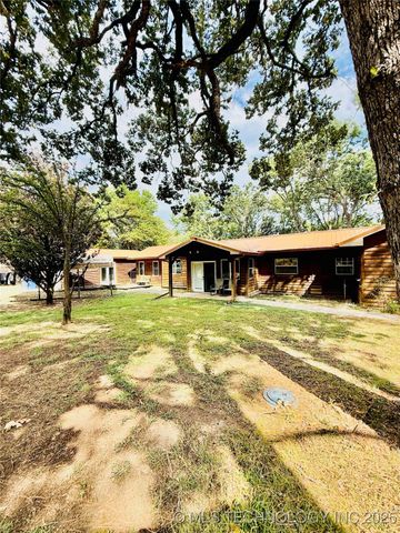 440 Cedar Tree Drive, Mcalester, OK 74501