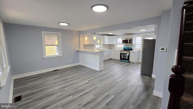 213 OLIVER AVE, Trenton, NJ 08618