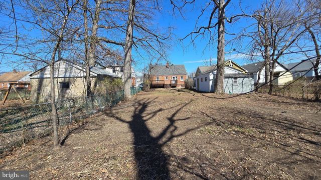 213 OLIVER AVE, Trenton, NJ 08618