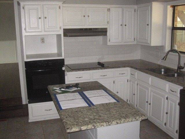 2801 Pyramid Circle, Denison, TX 75020