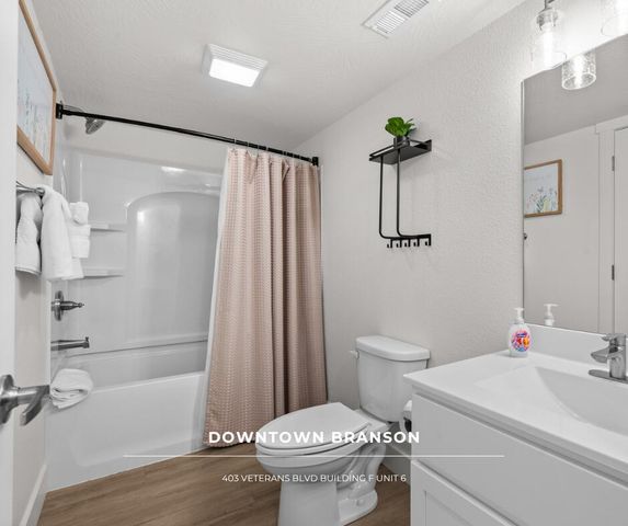 403 Veterans Boulevard 6, Branson, MO 65616