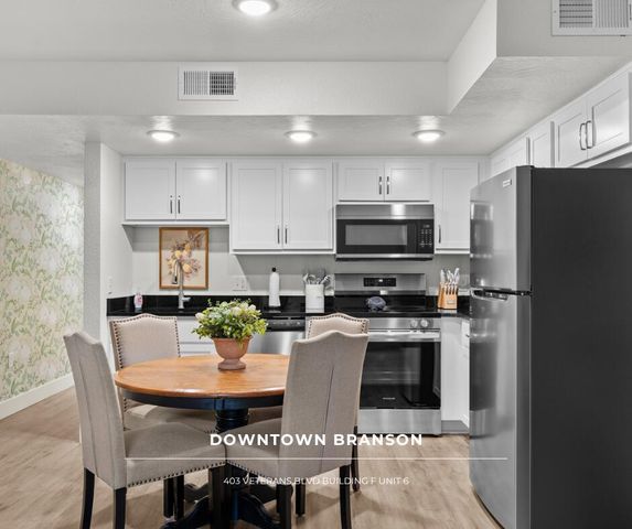 403 Veterans Boulevard 6, Branson, MO 65616