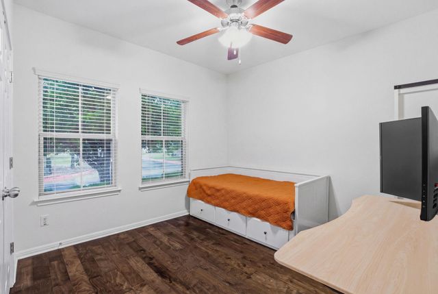 2304 S Lakeline BLVD 404, Cedar Park, TX 78613