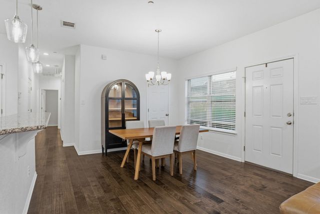 2304 S Lakeline BLVD 404, Cedar Park, TX 78613