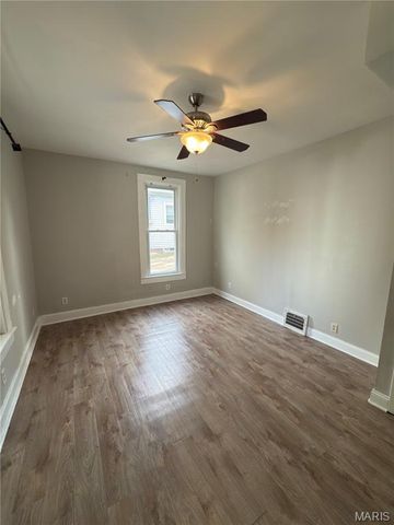 518 Randle Street, Edwardsville, IL 62025