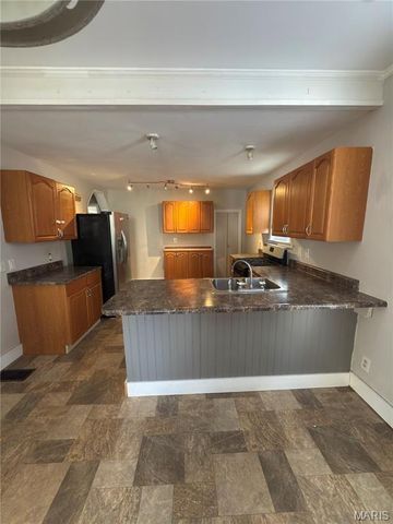 518 Randle Street, Edwardsville, IL 62025