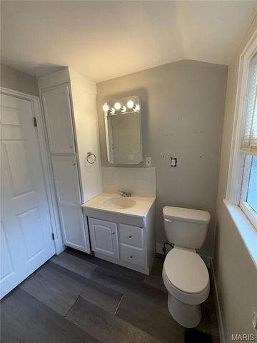 518 Randle Street, Edwardsville, IL 62025