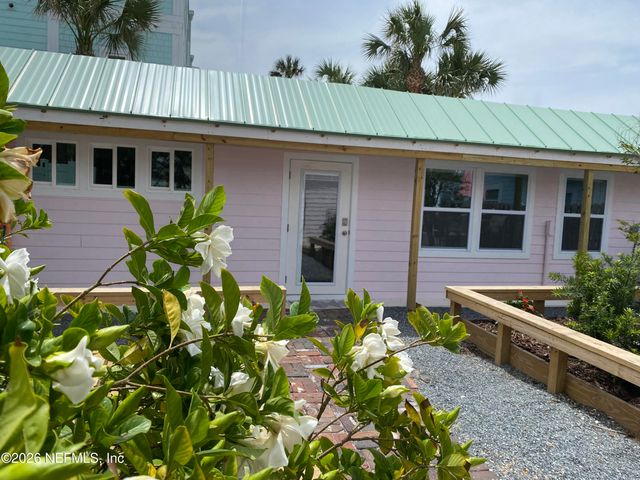 118 8TH Avenue N, Jacksonville Beach, FL 32250