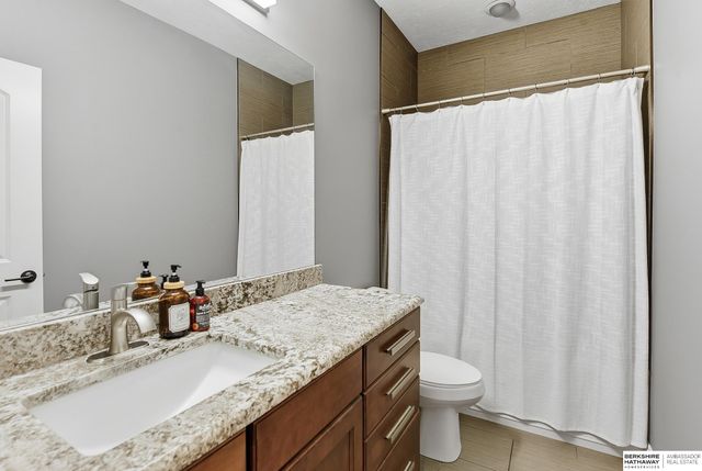 3564 S 203rd Circle, Omaha, NE 68130