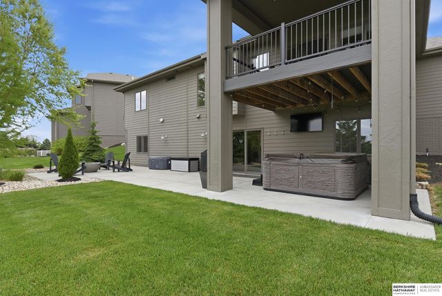 3564 S 203rd Circle, Omaha, NE 68130