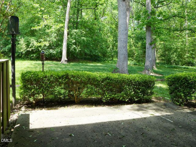 802 Oak Tree Drive, Chapel Hill, NC 27517