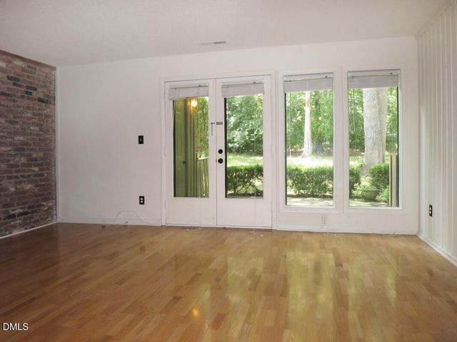 802 Oak Tree Drive, Chapel Hill, NC 27517