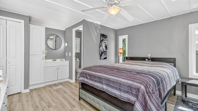 8 Burr Circle, Murrells Inlet, SC 29576