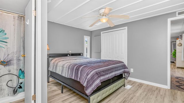 8 Burr Circle, Murrells Inlet, SC 29576