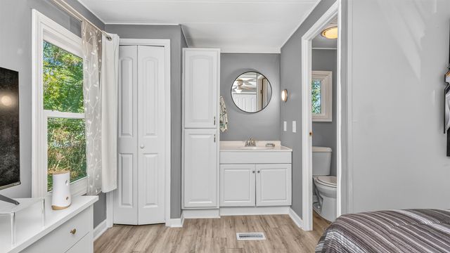 8 Burr Circle, Murrells Inlet, SC 29576