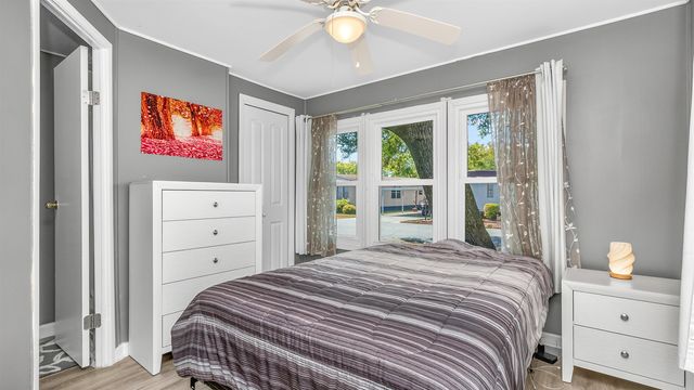 8 Burr Circle, Murrells Inlet, SC 29576