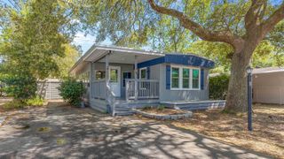 8 Burr Circle, Murrells Inlet, SC 29576