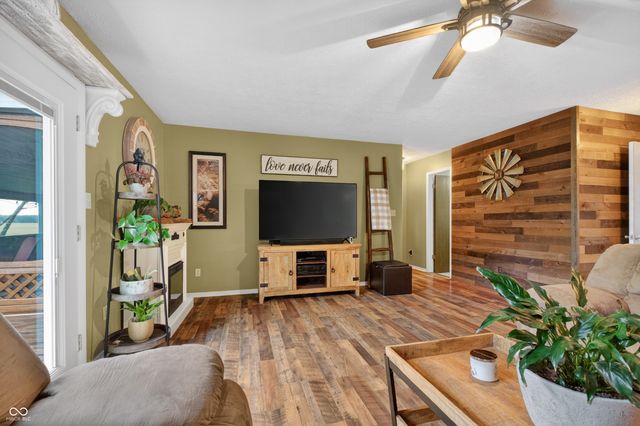 8552 E Windy Acres Lane, Mooresville, IN 46158