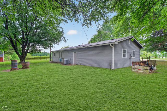 8552 E Windy Acres Lane, Mooresville, IN 46158