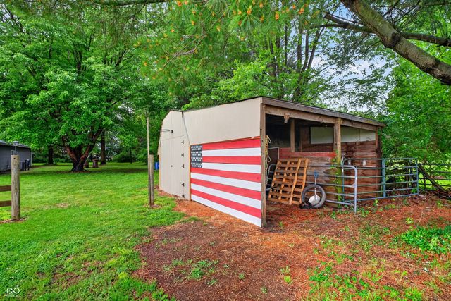 8552 E Windy Acres Lane, Mooresville, IN 46158