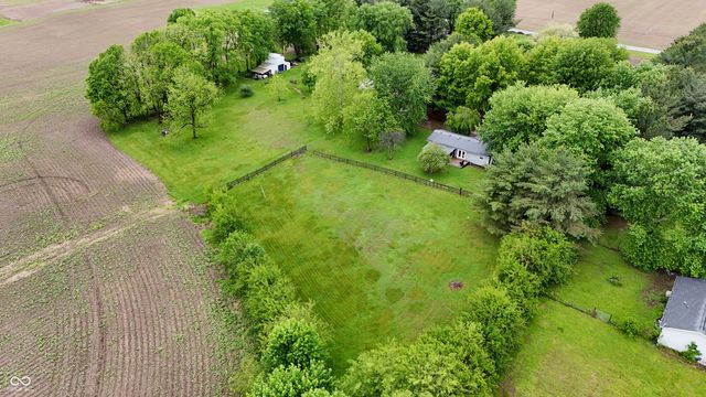 8552 E Windy Acres Lane, Mooresville, IN 46158