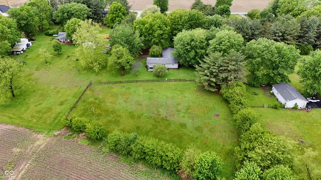 8552 E Windy Acres Lane, Mooresville, IN 46158