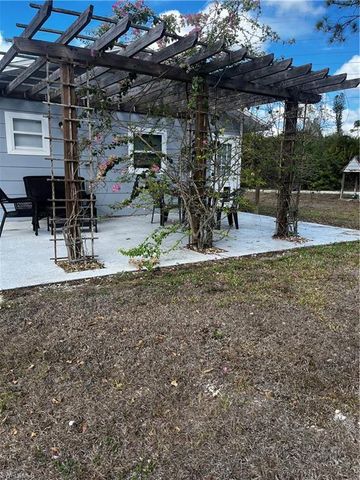 5111 Country Lakes DR B, Fort Myers, FL 33905