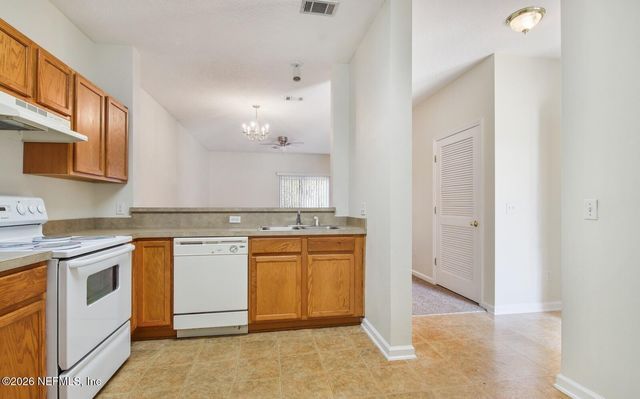 7887 MELVIN Road, Jacksonville, FL 32210