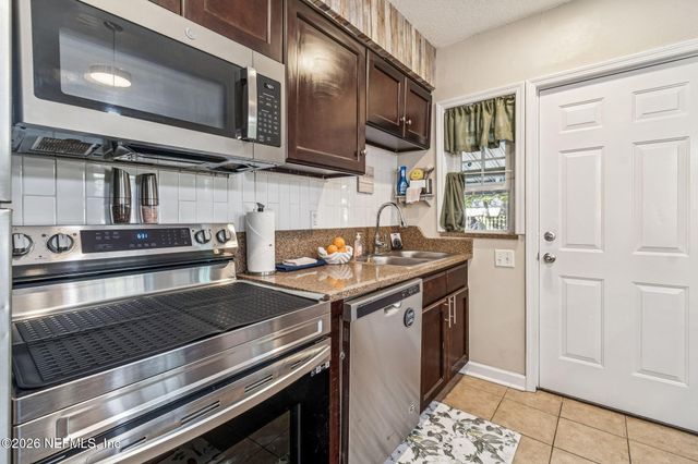 4665 TIMUQUANA Road, Jacksonville, FL 32210