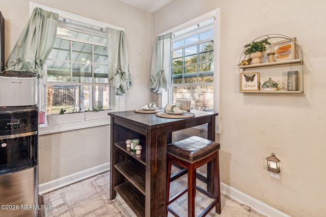 4665 TIMUQUANA Road, Jacksonville, FL 32210