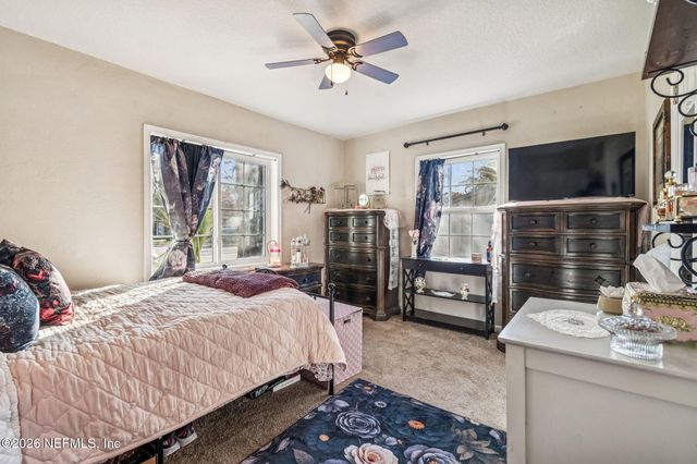 4665 TIMUQUANA Road, Jacksonville, FL 32210