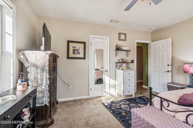 4665 TIMUQUANA Road, Jacksonville, FL 32210