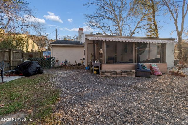 4665 TIMUQUANA Road, Jacksonville, FL 32210