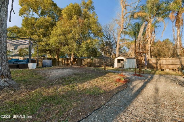 4665 TIMUQUANA Road, Jacksonville, FL 32210
