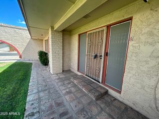 12810 N 113th Avenue 8, Youngtown, AZ 85363
