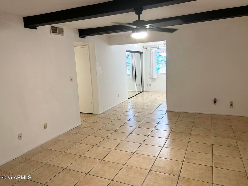 Image 4 of property listing at 12810 N 113th Avenue 8, Youngtown, AZ 85363