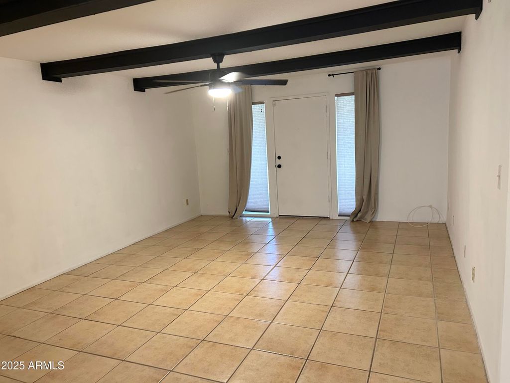 Image 5 of property listing at 12810 N 113th Avenue 8, Youngtown, AZ 85363