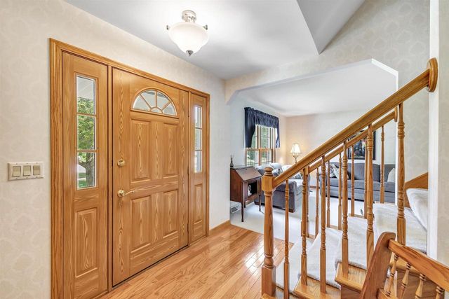 1990 TYLER LANE, De Pere, WI 54115