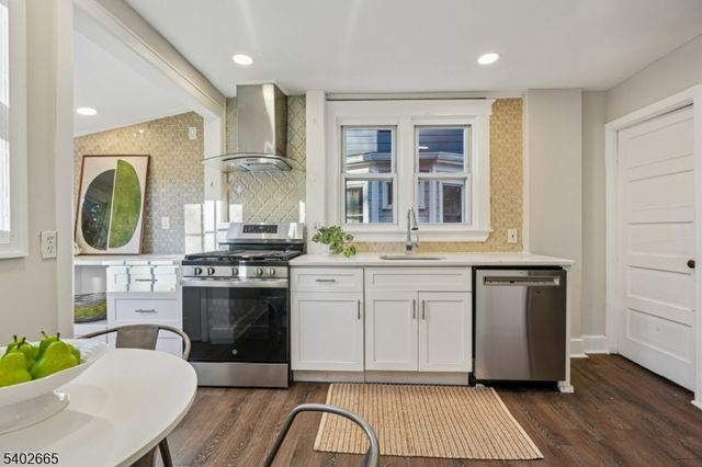 32 Edgewood Rd, Glen Ridge Boro Twp., NJ 07028