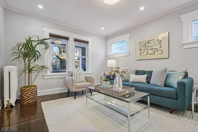 32 Edgewood Rd, Glen Ridge Boro Twp., NJ 07028