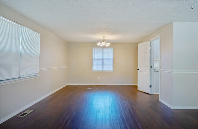 5016 NW 26th Street, Oklahoma City, OK 73127